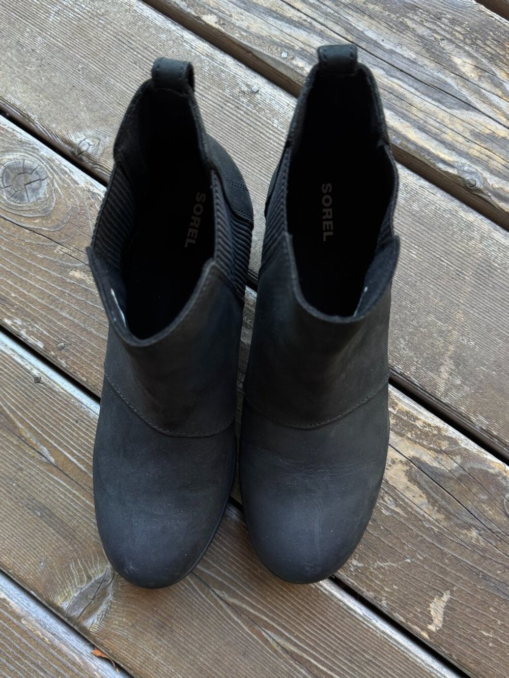 EUC SOREL Joan Of Arctic™ Wedge II Black Leather Chelsea Booties in Women's 11